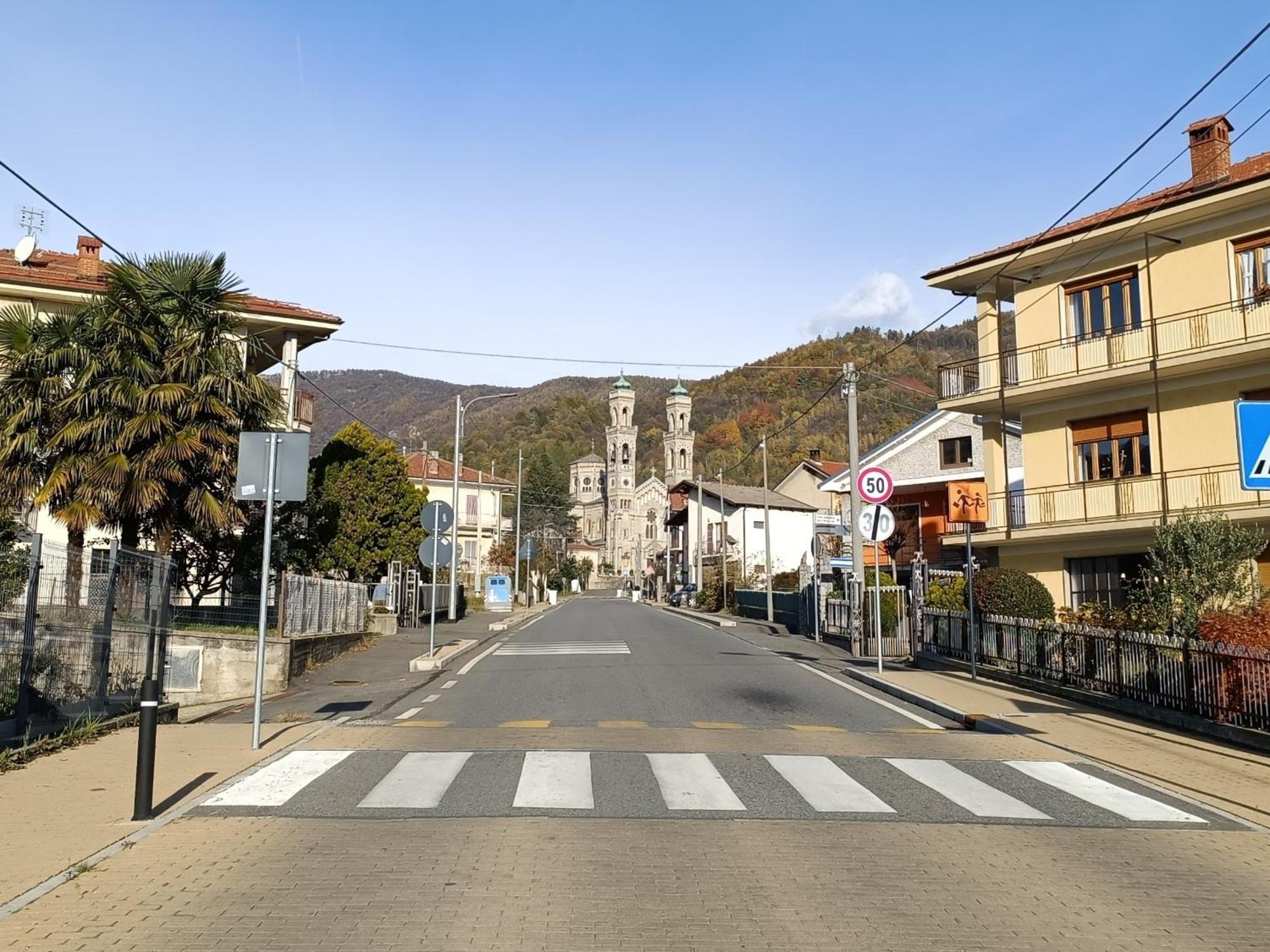 Grazioso Bilocale Merlino, Luminoso Con Vista Santuario, Wifi Giaveno エクステリア 写真